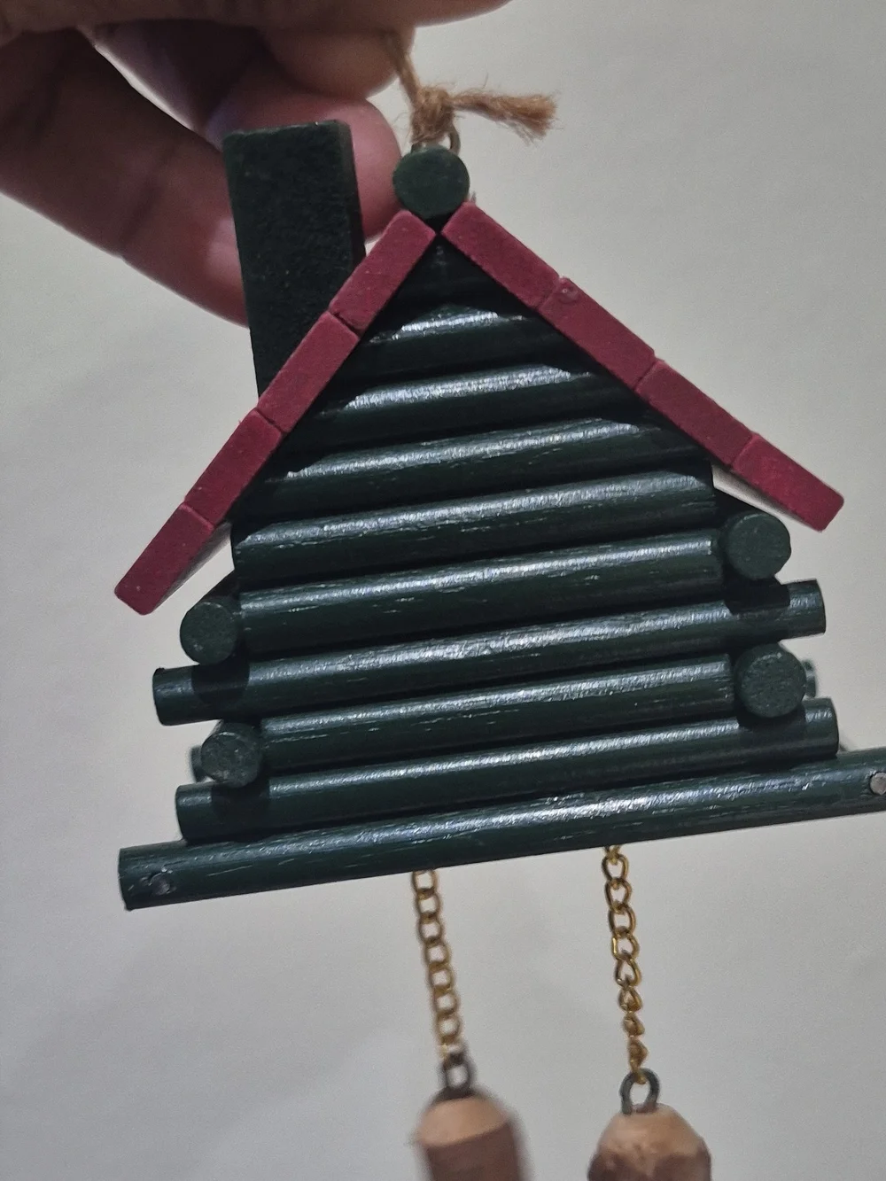 VTG. Holiday Cabin Ornament Set -4 Green and Red Rustic Wood